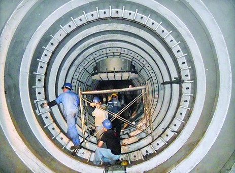 2019-10-30 宜萬線電力貫通-架空線路改電纜線路工程---10kV小電阻接地裝置三套發(fā)貨。